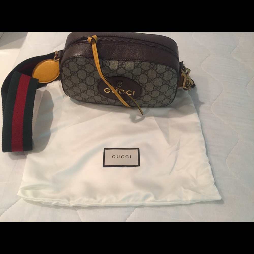 Gucci Crossbody Bag in Gray and Yellow